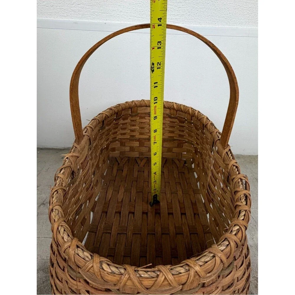 Vintage 1970-1980’s Woven Rustic Wicker Market Basket Large Oval Single Handle